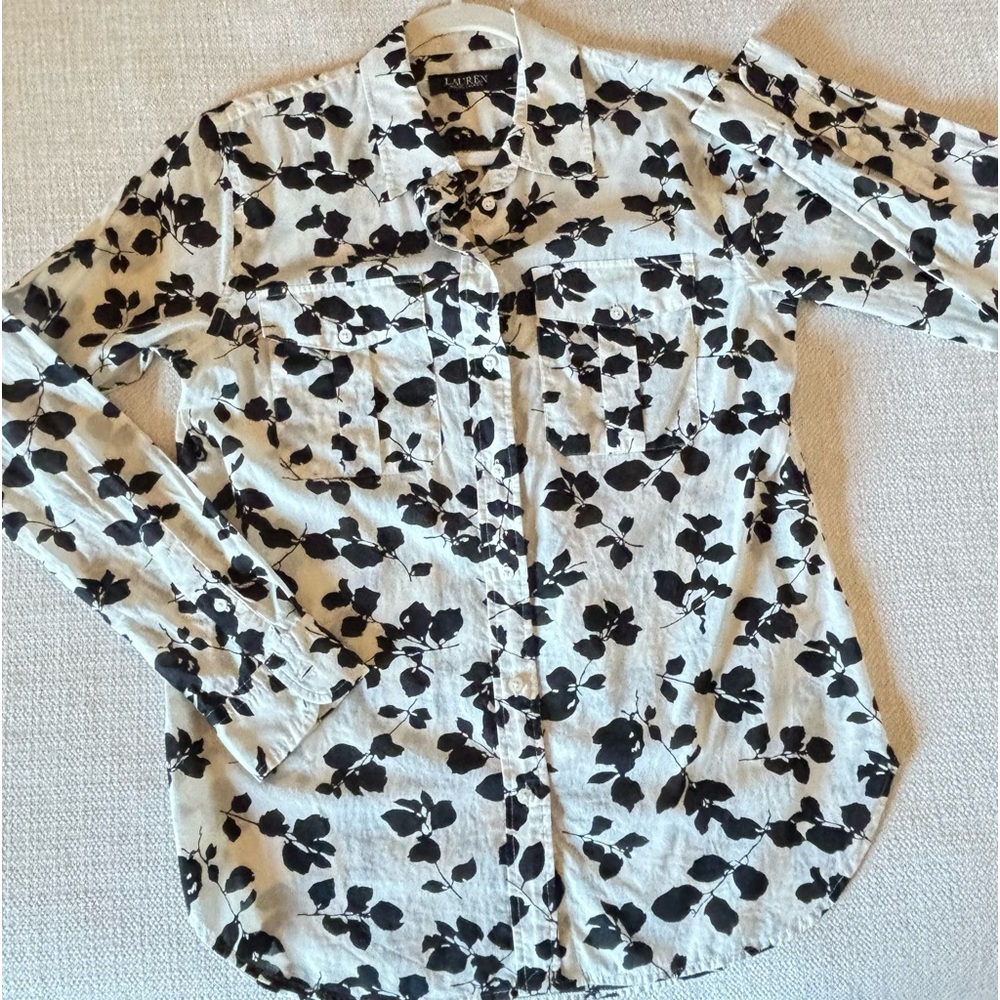 RALPH LAUREN Cream with Black Roses 100% cotton button down shirt sz M